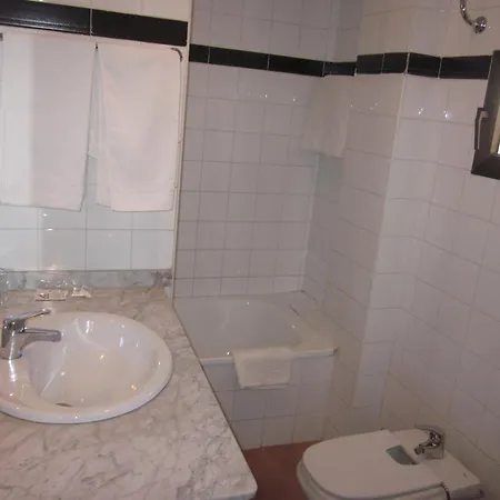 Mulhacen Hotel 2*